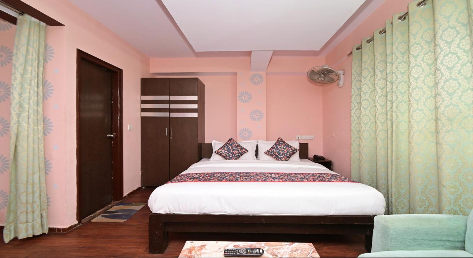 Hotel Laxmi Villa Palace-Near Jaipur Railway Station Buitenkant foto