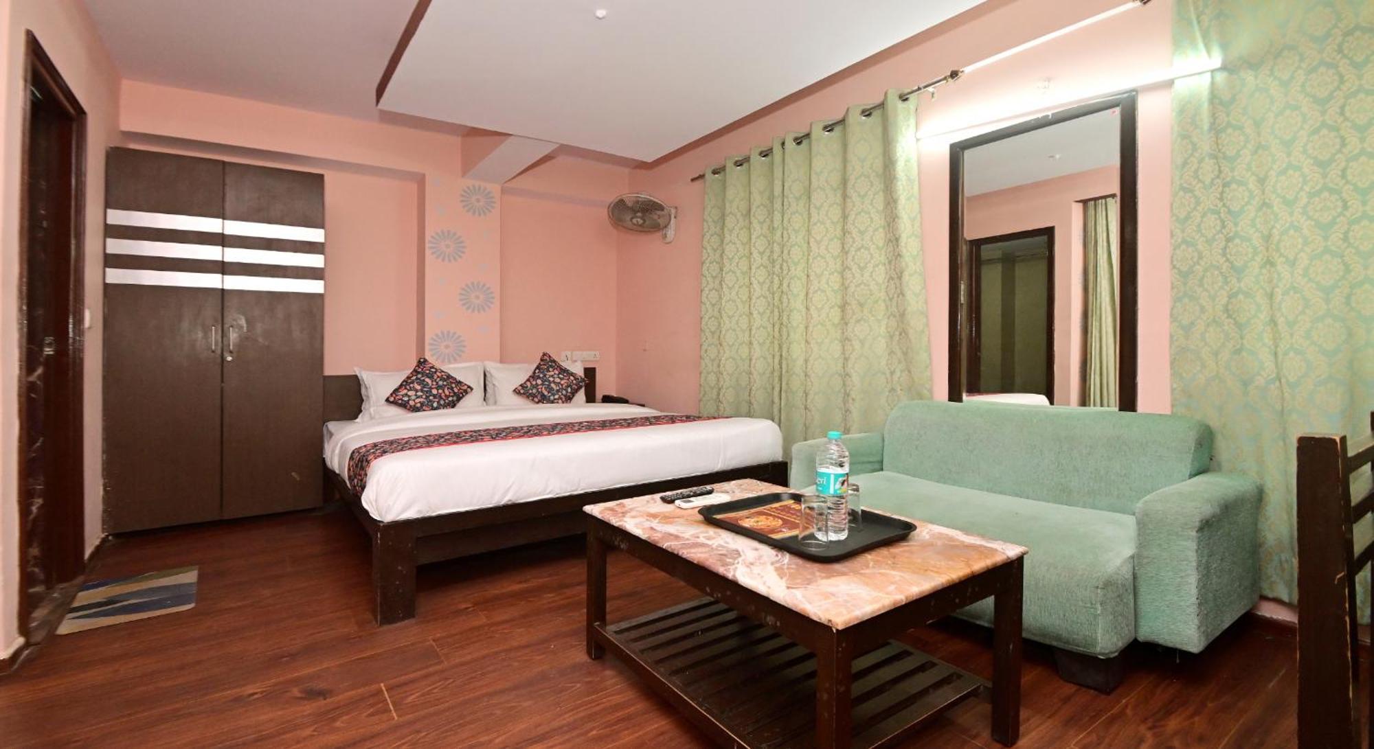 Hotel Laxmi Villa Palace-Near Jaipur Railway Station Buitenkant foto